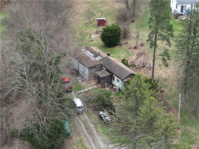 523 Unionville Rd, Franklin Twp, PA 16001