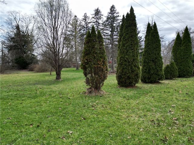523 Unionville Rd, Franklin Twp, PA 16001