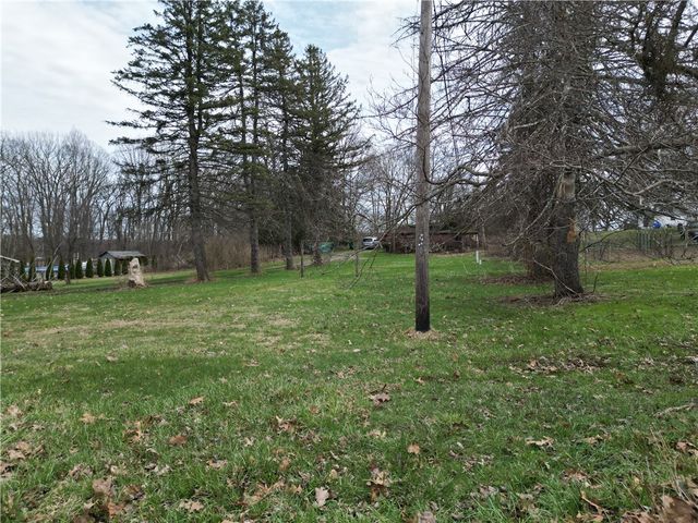 523 Unionville Rd, Franklin Twp, PA 16001