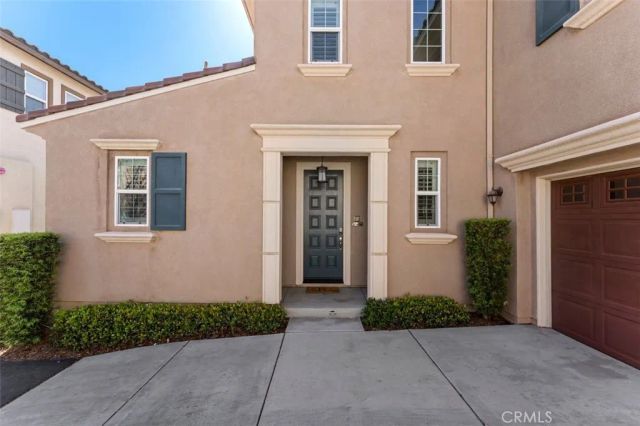 27425 Blackstone, Temecula, CA 92591