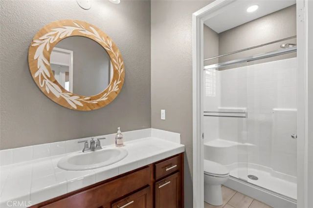 27425 Blackstone, Temecula, CA 92591