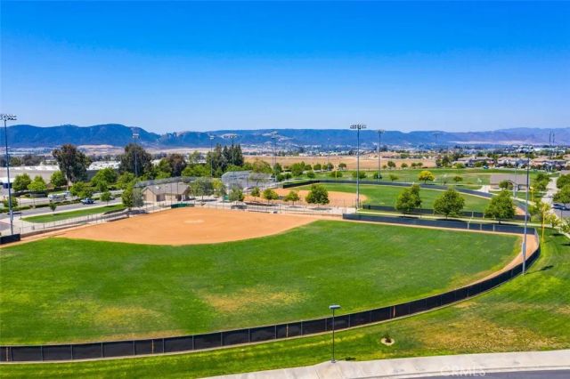 27425 Blackstone, Temecula, CA 92591