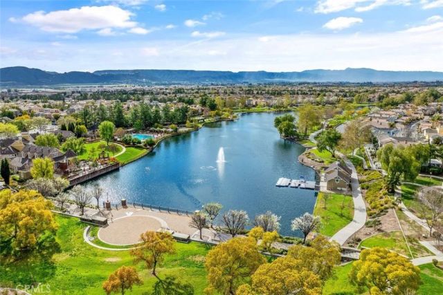 27425 Blackstone, Temecula, CA 92591