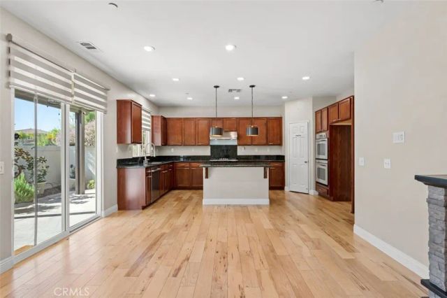 27425 Blackstone, Temecula, CA 92591