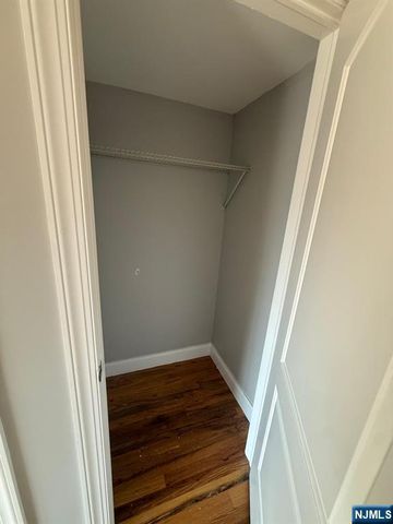 111 E 22nd Street 201, Paterson, NJ 07514