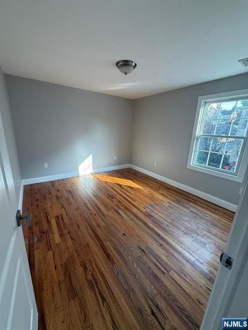 111 E 22nd Street 201, Paterson, NJ 07514