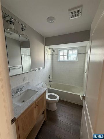 111 E 22nd Street 201, Paterson, NJ 07514