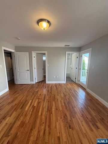 111 E 22nd Street 201, Paterson, NJ 07514