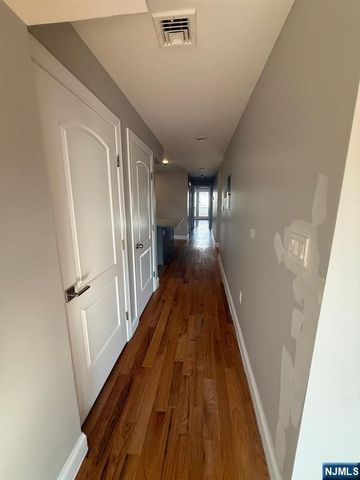111 E 22nd Street 201, Paterson, NJ 07514