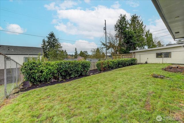 9320 31st Place SW, Seattle, WA 98126