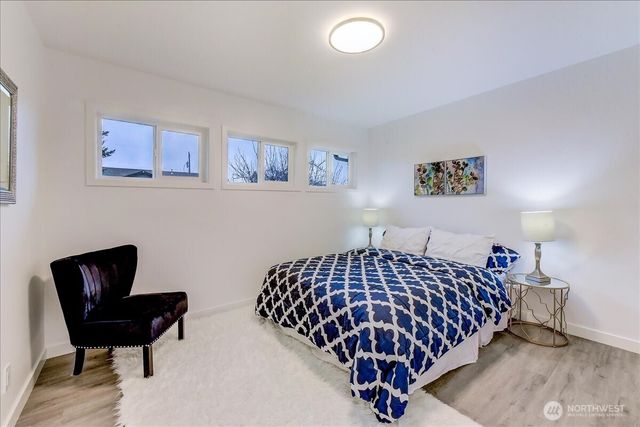 9320 31st Place SW, Seattle, WA 98126