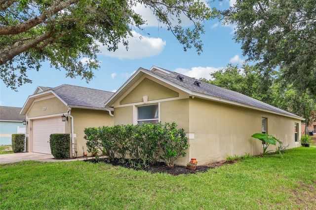 4181 WALTHAM FOREST DRIVE, Tavares, FL 32778