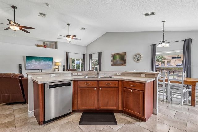 4181 WALTHAM FOREST DRIVE, Tavares, FL 32778