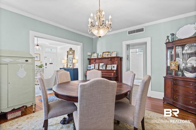16 Macy Place, Mobile, AL 36604