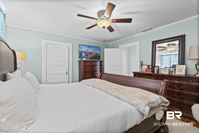 16 Macy Place, Mobile, AL 36604