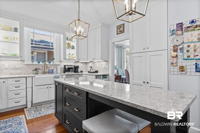 16 Macy Place, Mobile, AL 36604