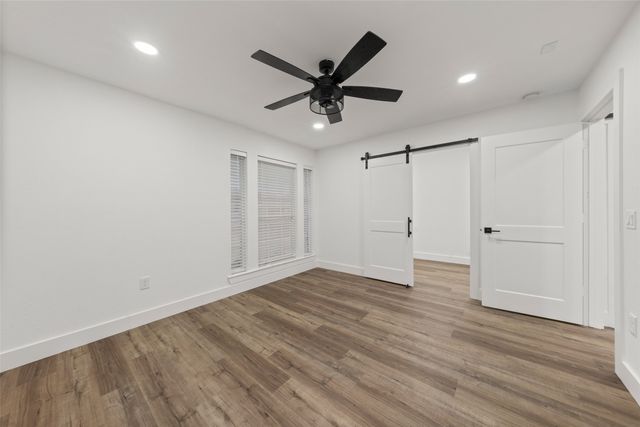 417 E Spring Valley Road, Hewitt, TX 76643