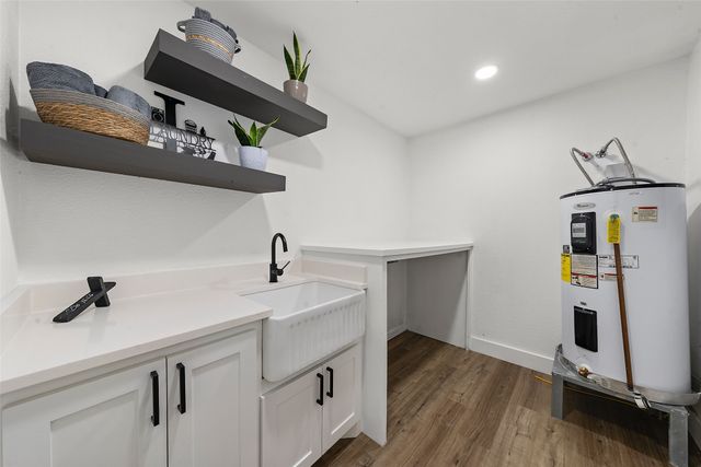 417 E Spring Valley Road, Hewitt, TX 76643