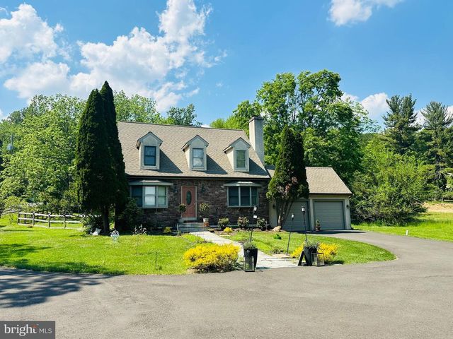 1757 HOLICONG RD, Doylestown, PA 18902