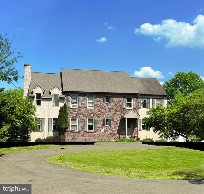 1757 HOLICONG RD, Doylestown, PA 18902