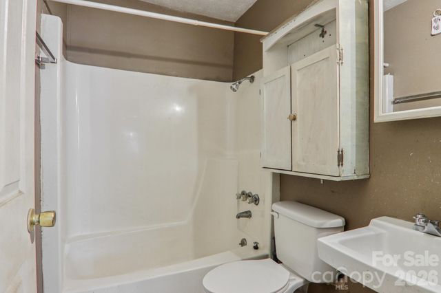 71,73,75 Forest Drive, Clyde, NC 28721