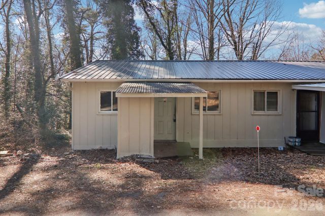 71,73,75 Forest Drive, Clyde, NC 28721