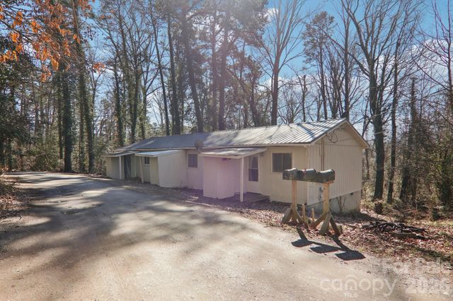 71,73,75 Forest Drive, Clyde, NC 28721