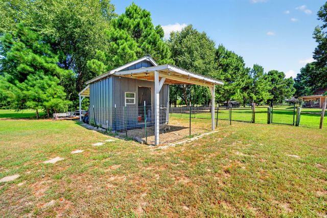 890 Fm 275, Emory, TX 75440