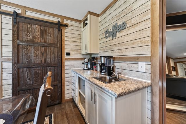 890 Fm 275, Emory, TX 75440