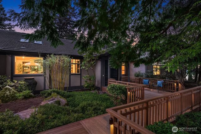 20113 SE 30th Street, Sammamish, WA 98075