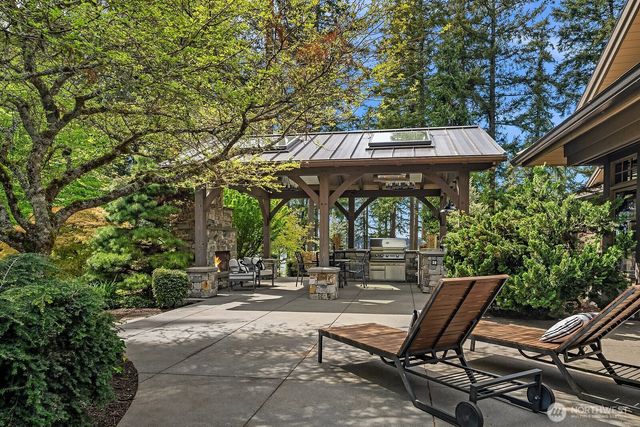 20113 SE 30th Street, Sammamish, WA 98075