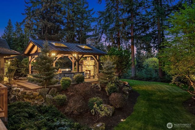 20113 SE 30th Street, Sammamish, WA 98075