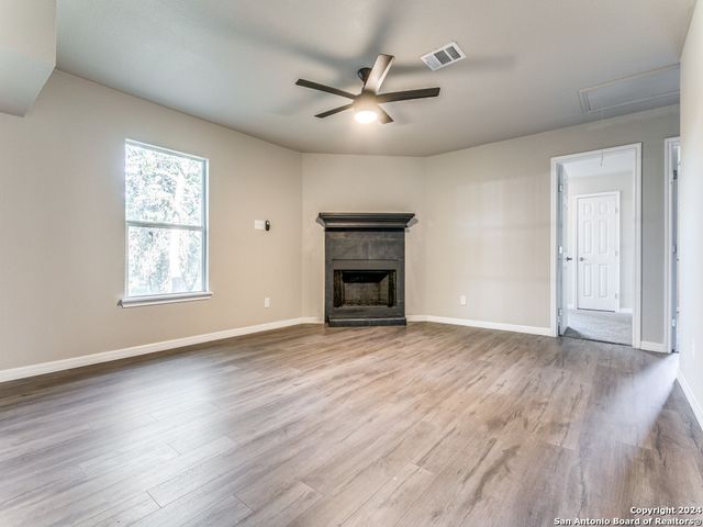 2390 Vivroux Ranch Rd, Seguin, TX 78155