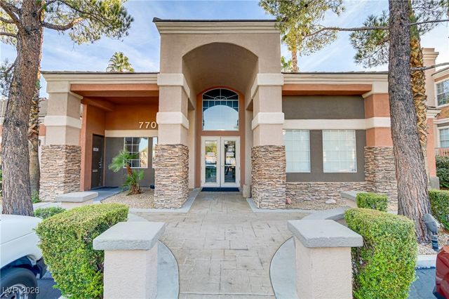 7701 Himalayas Avenue 104, Las Vegas, NV 89128