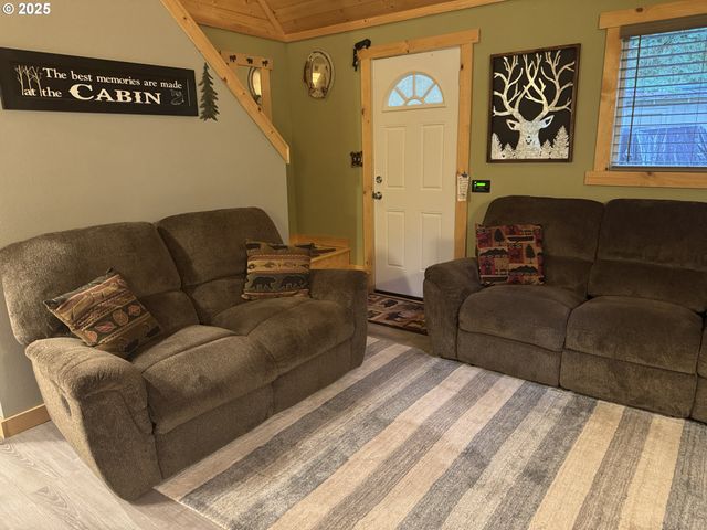 Cabin 157 Northwoods, Cougar, WA 98616