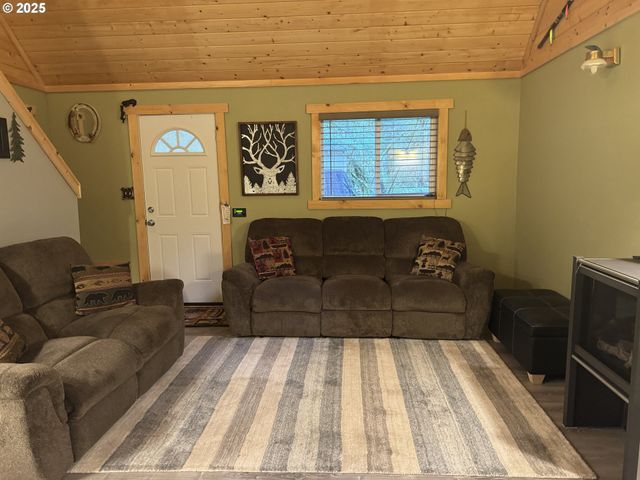 Cabin 157 Northwoods, Cougar, WA 98616