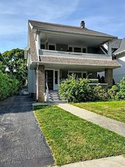 2683 Hampshire Road 2, Cleveland Heights, OH 44106
