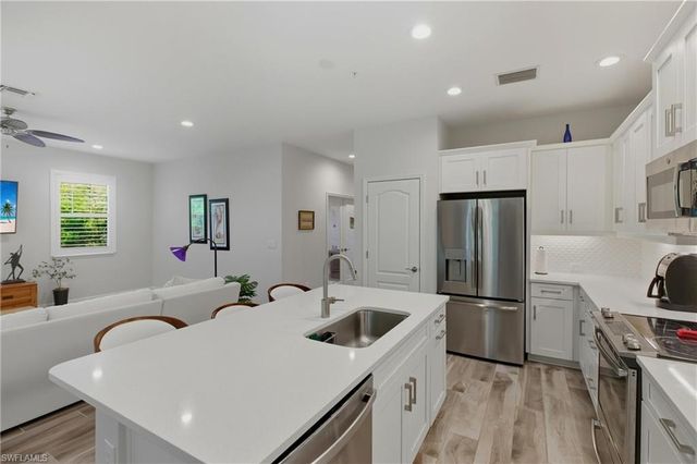 6947 Avalon CIR # 1908, Naples, FL 34112