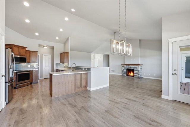 2712 W Howesdale Rd, Spokane, WA 99208