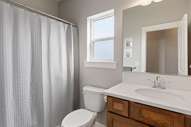 2712 W Howesdale Rd, Spokane, WA 99208