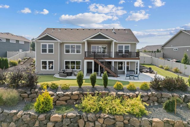 2712 W Howesdale Rd, Spokane, WA 99208