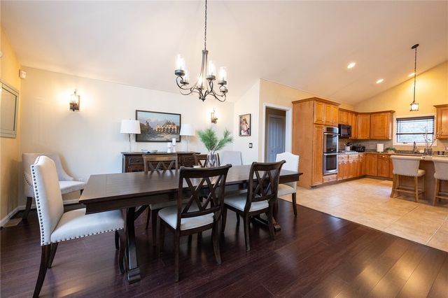 226 Angell Road, Lincoln, RI 02865