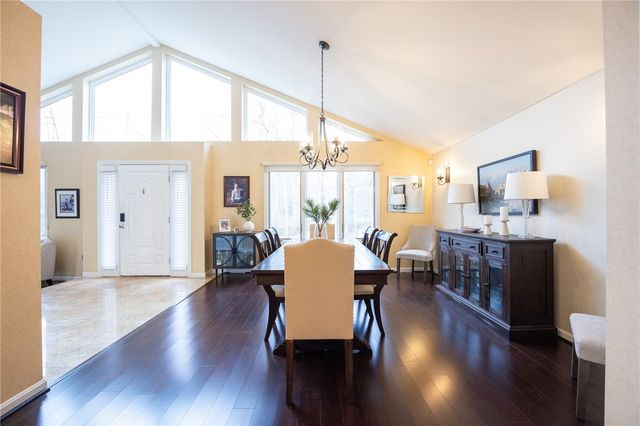 226 Angell Road, Lincoln, RI 02865