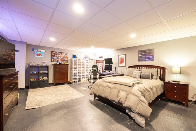 226 Angell Road, Lincoln, RI 02865