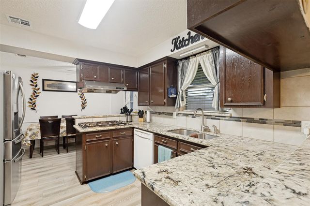 1917 New Orleans Street, Deer Park, TX 77536