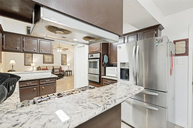 1917 New Orleans Street, Deer Park, TX 77536