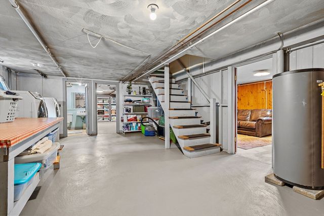 6 Shaw Rd, Belmont, MA 02478