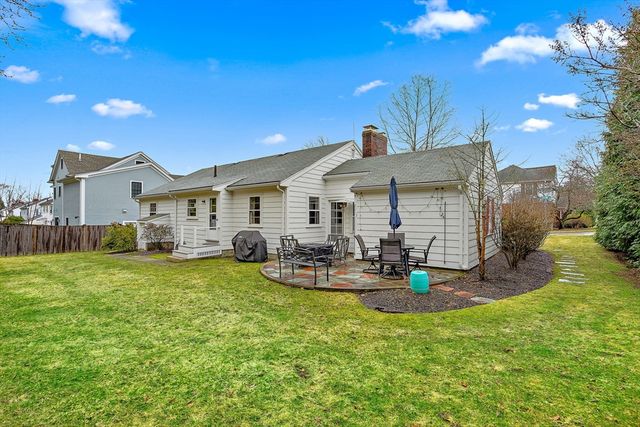 6 Shaw Rd, Belmont, MA 02478