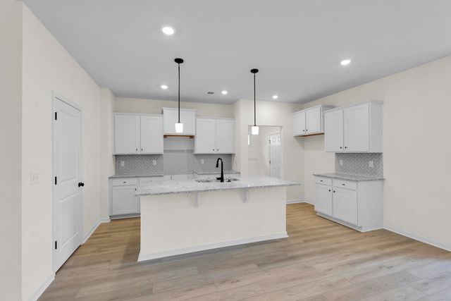 152 Hunter Ridge Drive, Boiling Springs, SC 29316