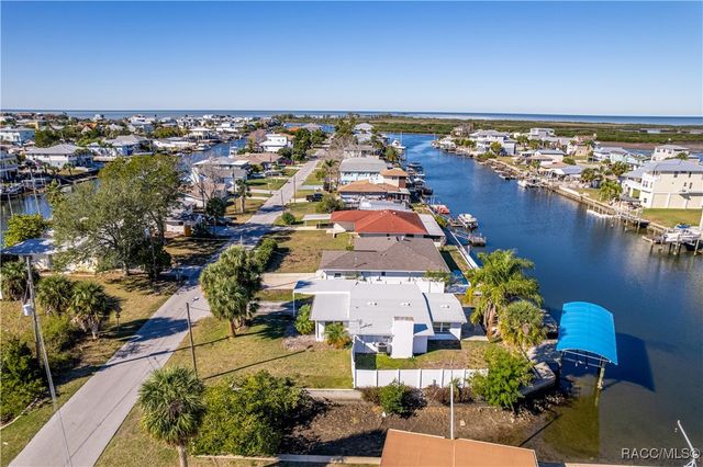 3387 Minnow Creek Drive, Hernando Beach, FL 34607